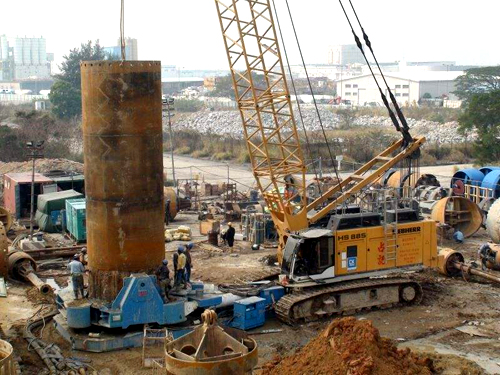 <a href=http://www.m.hzydby.cn target=_blank class=infotextkey>螺旋焊接鋼管</a>